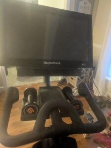 NordicTrack Commercial S22i Studio Cycle NordicTrack Commercial S22i Studio Cycle